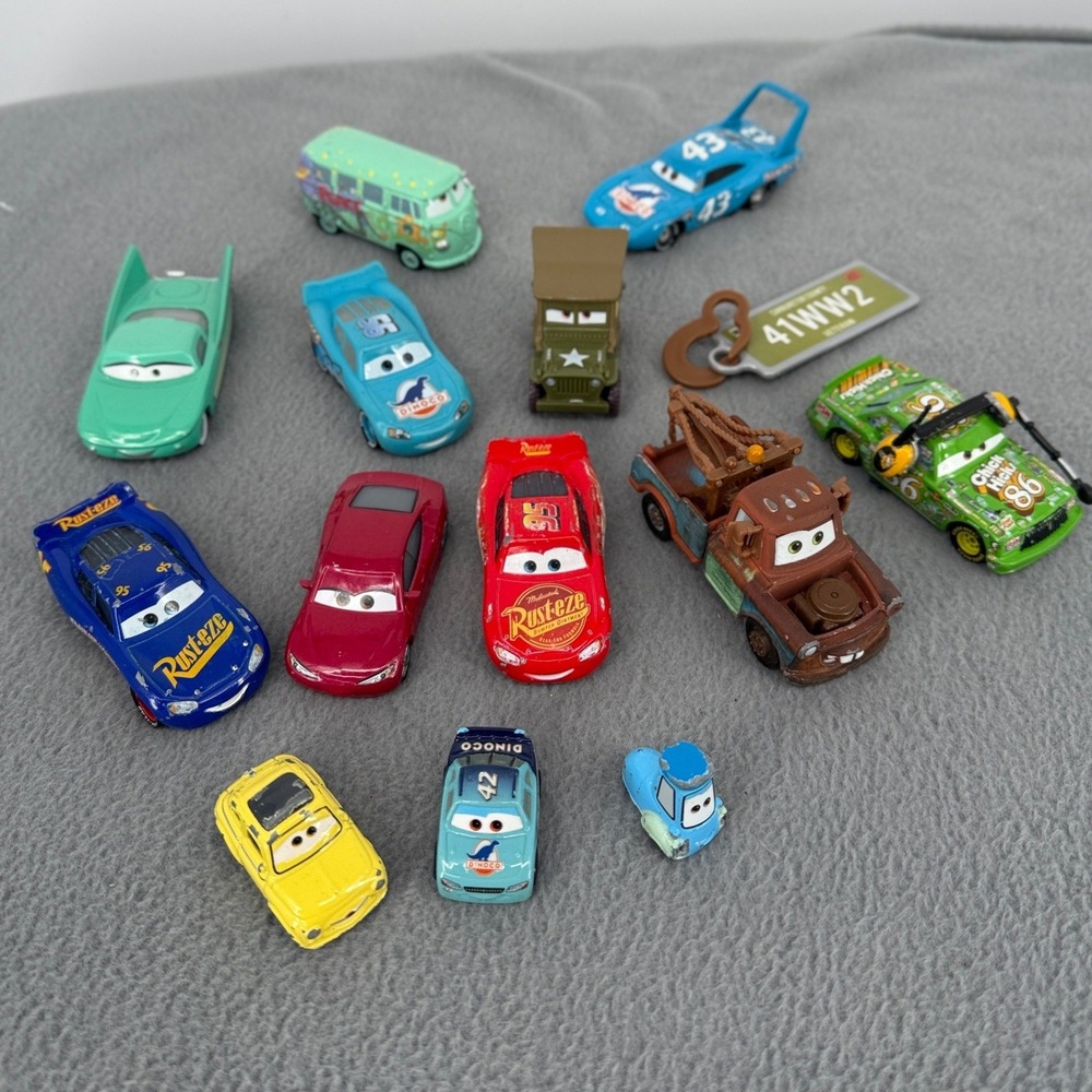 Disney Pixar Cars Diecast Lot Lightning McQueen Mater Chick Hicks 13pc Toy Set